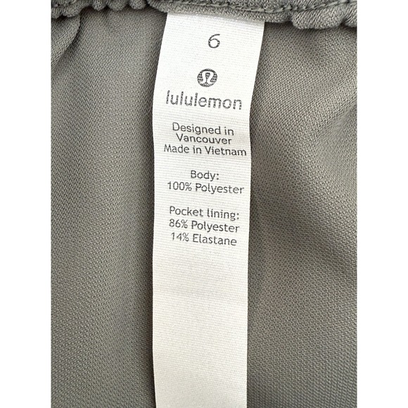 Lululemon On The‎ Fly Woven Skirt Womens Size 6 Grey Sage - Picture 7 of 9